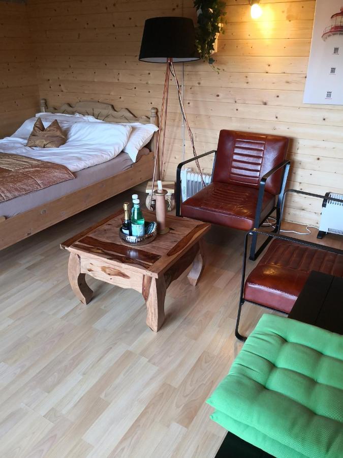 25 Qm Holz Bungalow, Garten-Grill, Gehoben, Optimiert, Massivholzbett Scharbeutz Eksteriør billede
